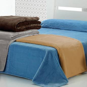 manta lisa para cama de 135 de dolz COLOR BEIGE TAMAÑO 220X240