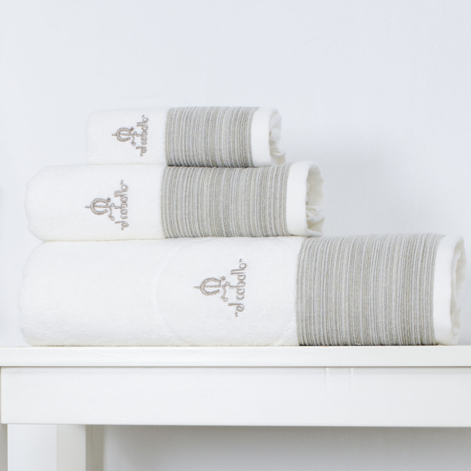 Toallas de baño: todo lo que debes saber para comprar correctamente - Blog  de Nerina Diseños Textiles